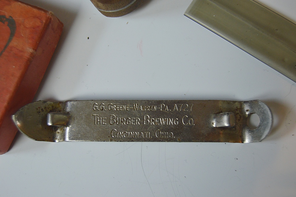 Chicago Knives, Burger Brewing Opener and More