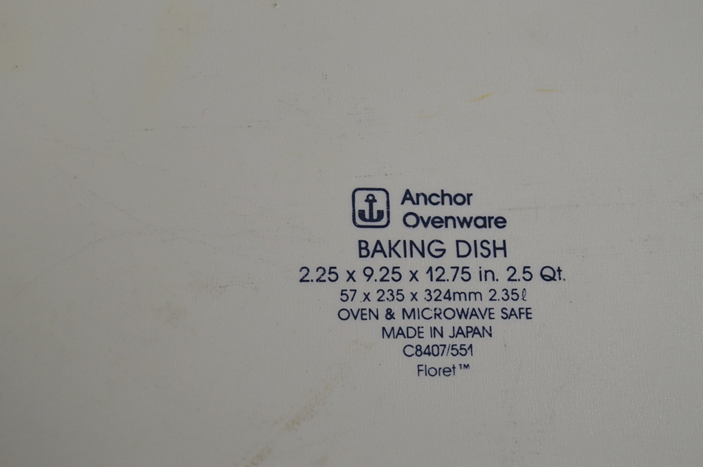 Kitchen Bakeware with Graniteware and Pyrex