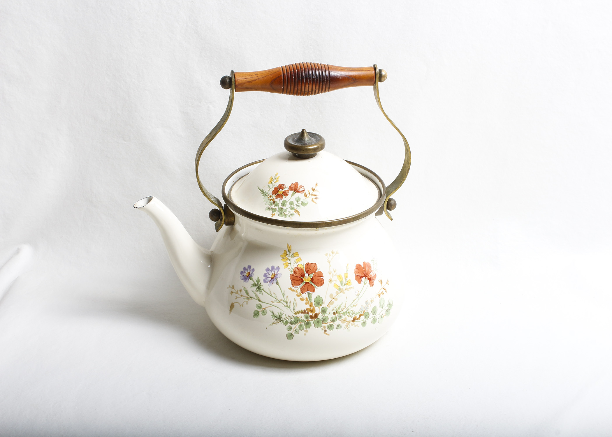 Four Settings of Mikasa Fine Ivory Margaux Dishware