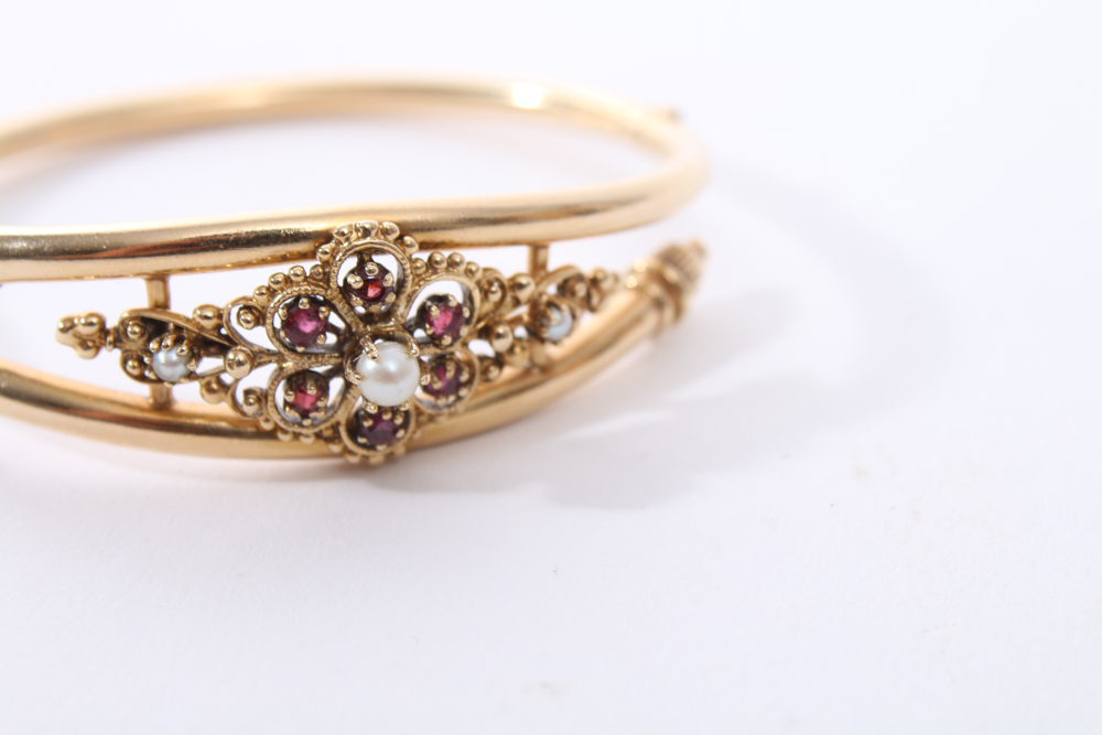 14K Gold Ruby and Pearl Bracelet