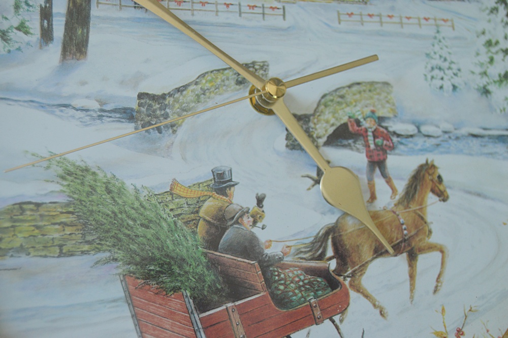 Howard Miller Holiday Wall Clock and Two Plate Rails