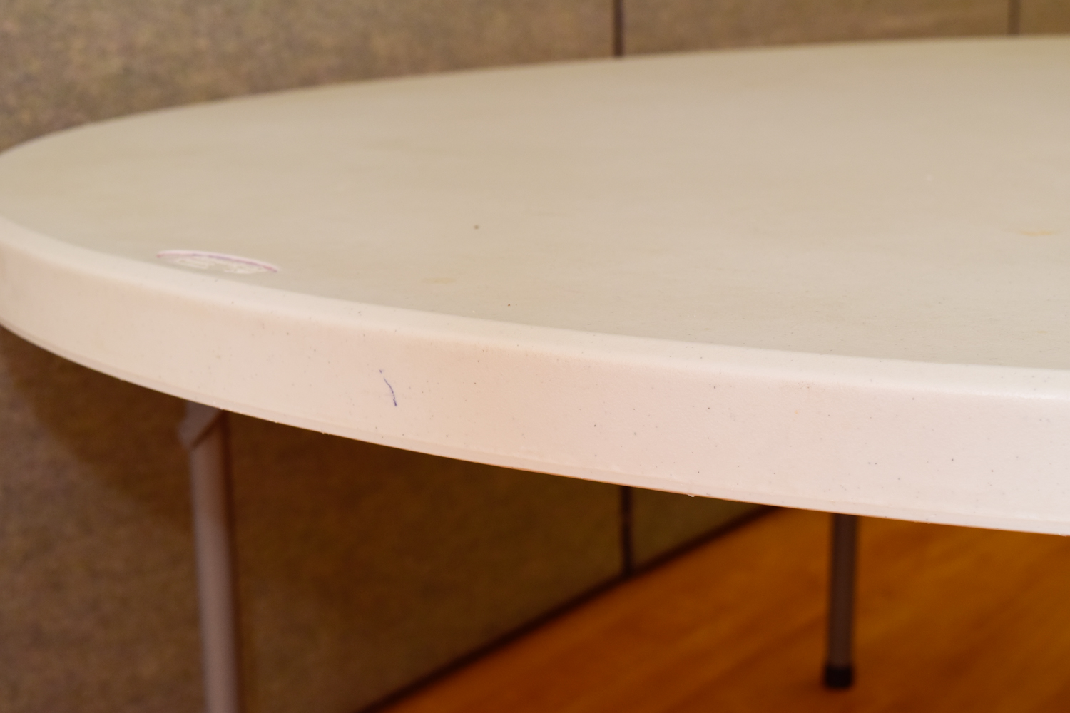 Heavy Duty Round Plastic Table