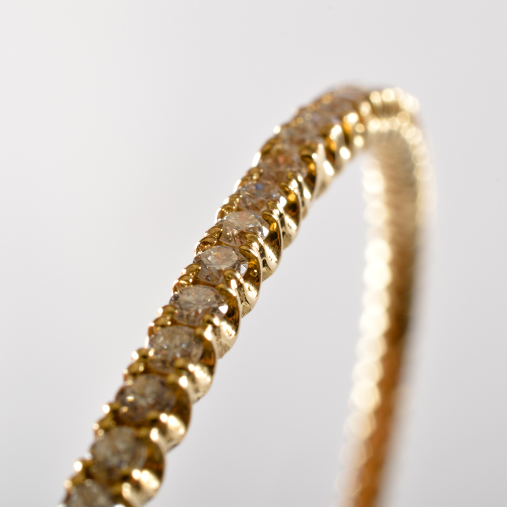 14KT Yellow Gold 2.64ctw Diamond Bangle Bracelet