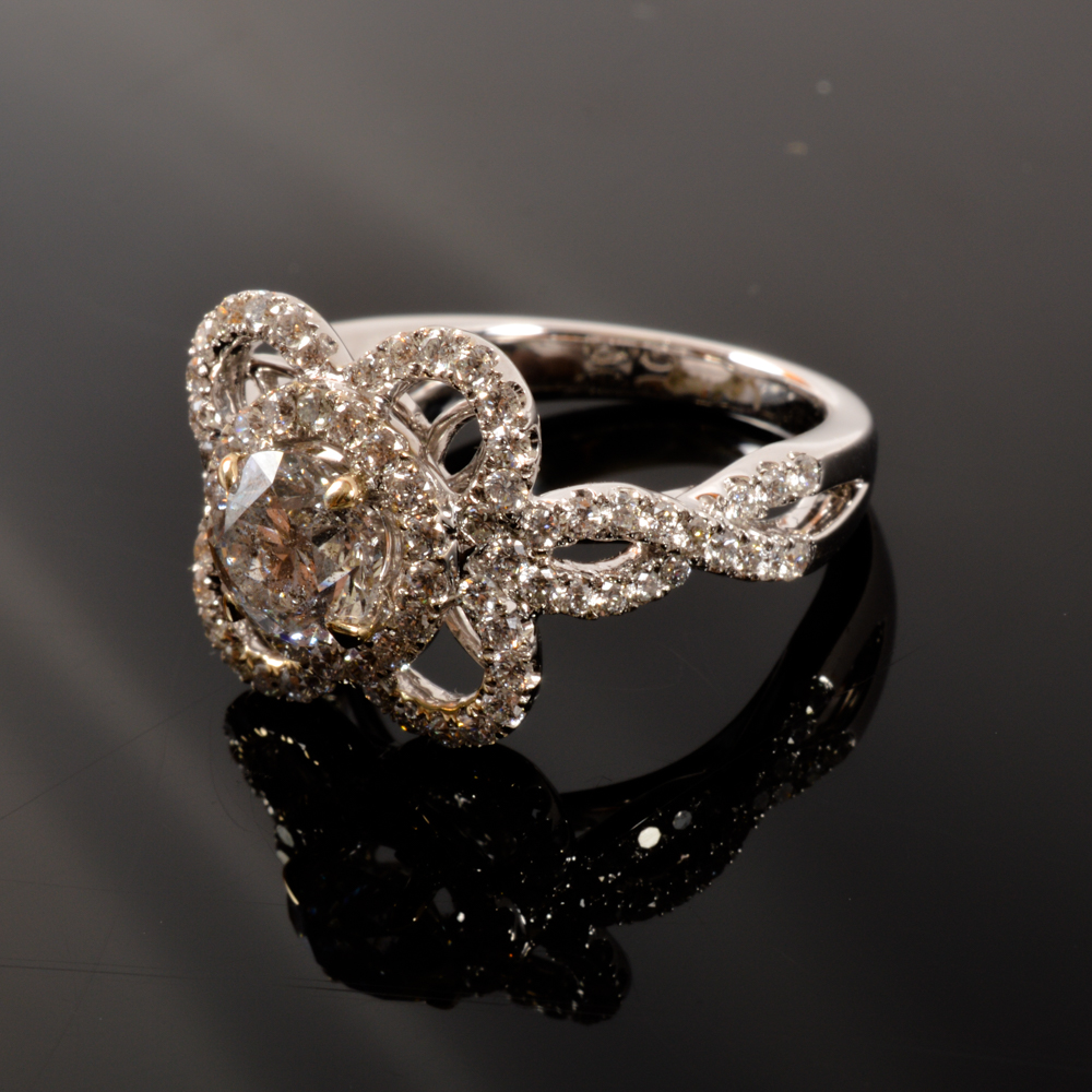 18KT White Gold Diamond Ring, Size 6 1/4