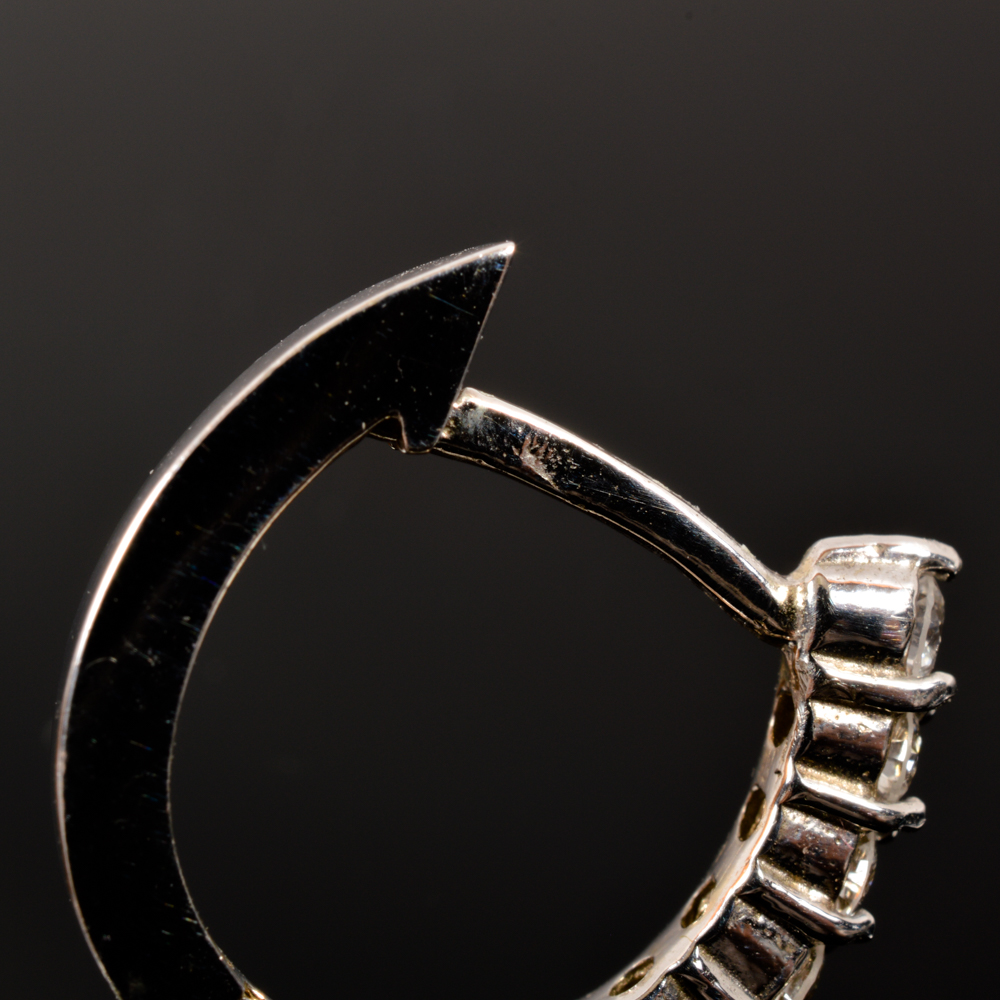 14KT White Gold 2.50ctw Diamond Cluster Flower Earrings