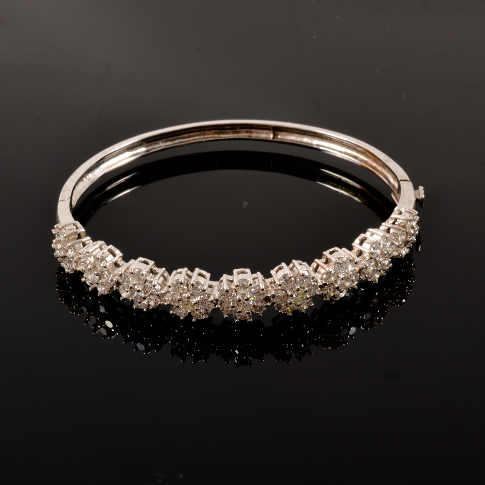 14KT White Gold Diamond Bangle Bracelet