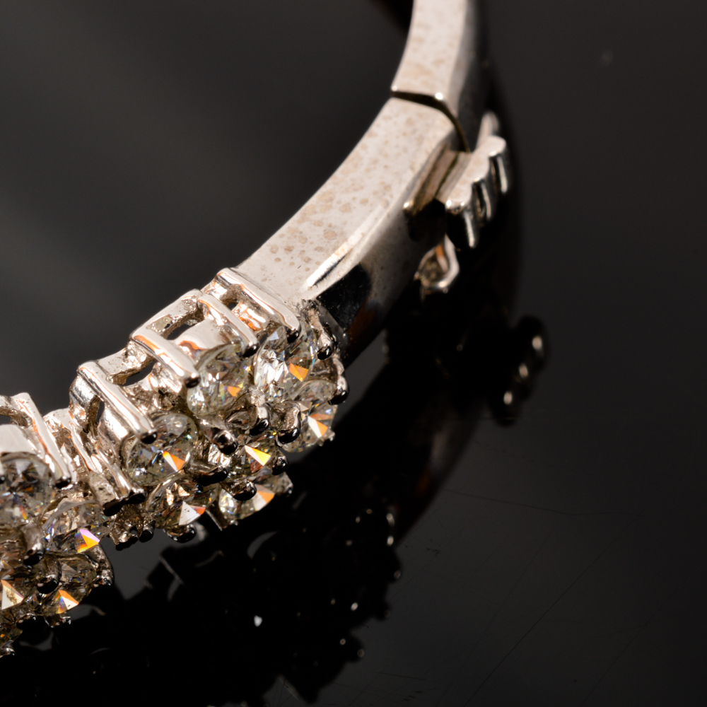 14KT White Gold Diamond Bangle Bracelet