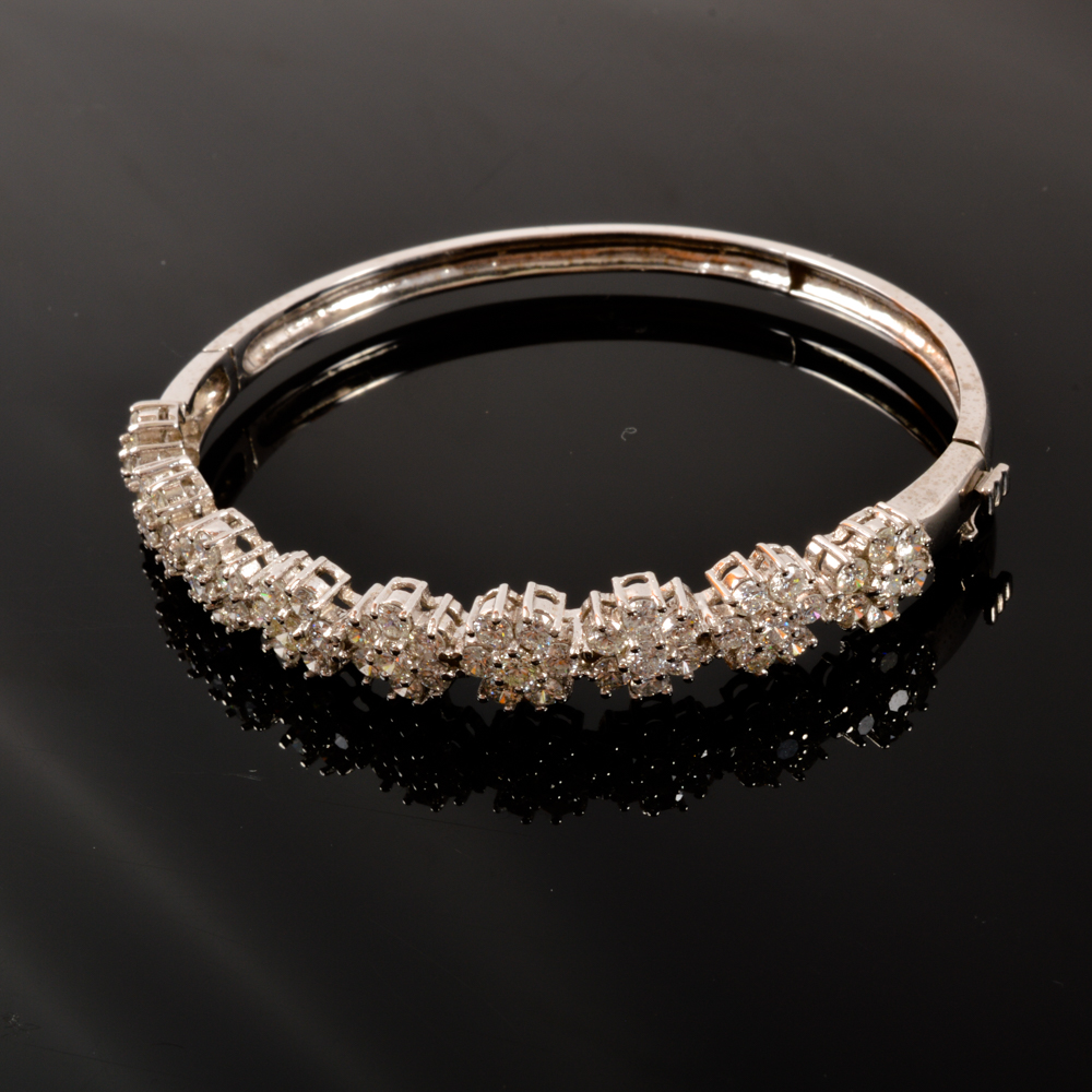 14KT White Gold Diamond Bangle Bracelet
