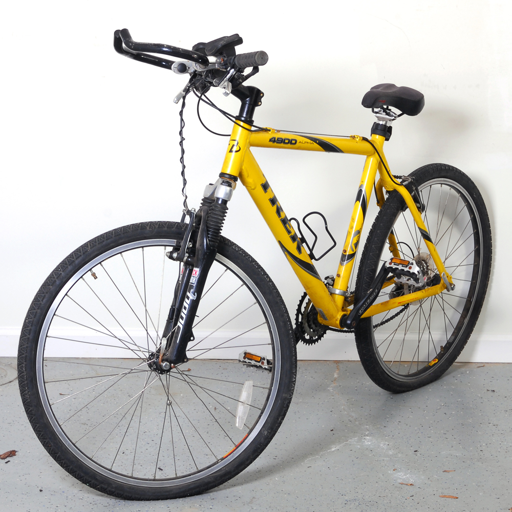 Alpha 4900 Trek Bike