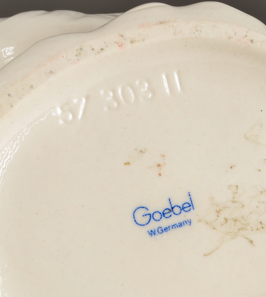 Vintage Cream Porcelain Goebel Swan Centerpiece