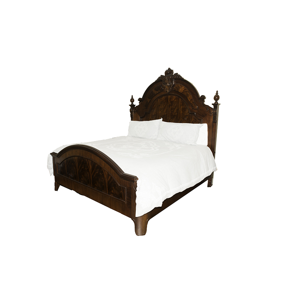 Henredon "Carlyle" King Bed