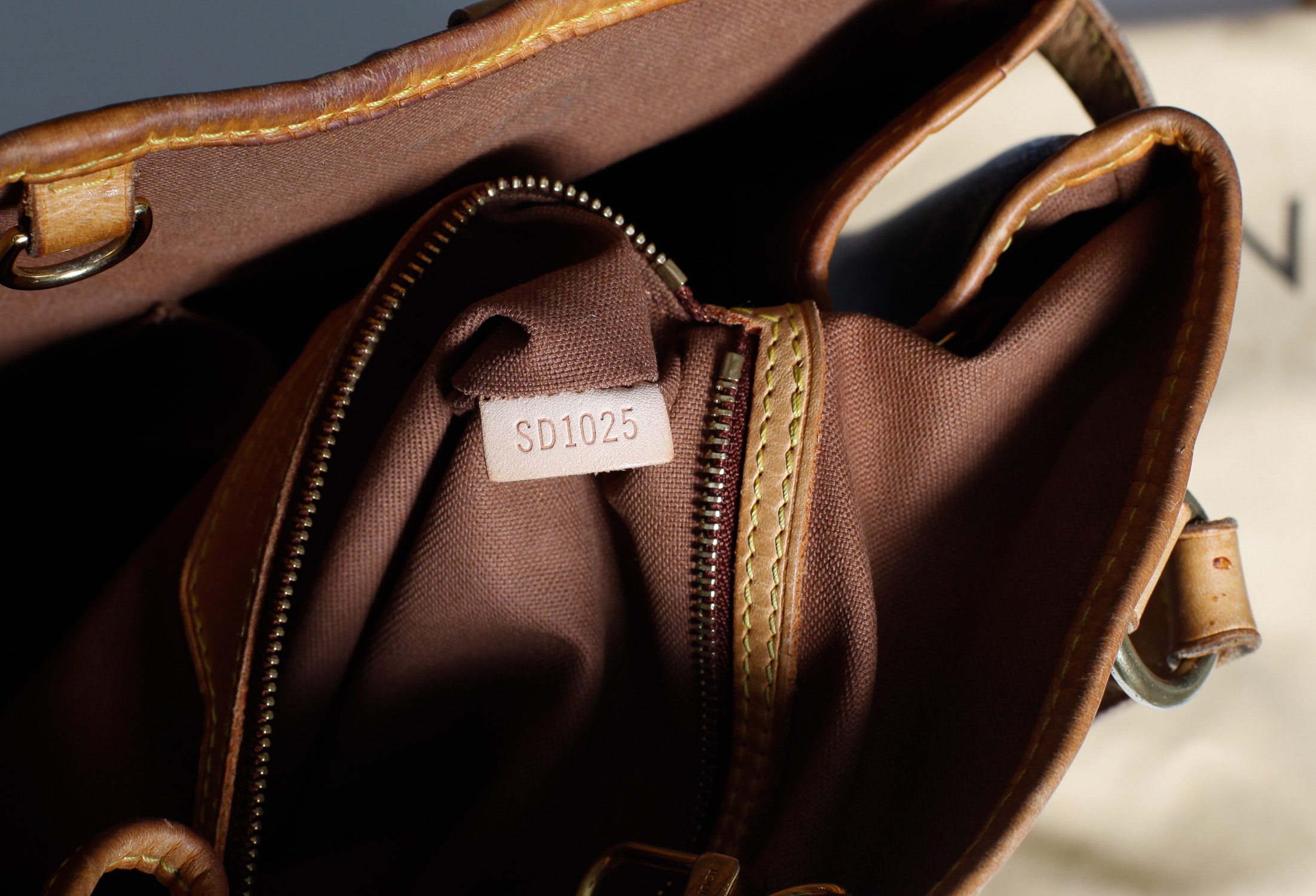 Louis Vuitton Batignolles Handbag