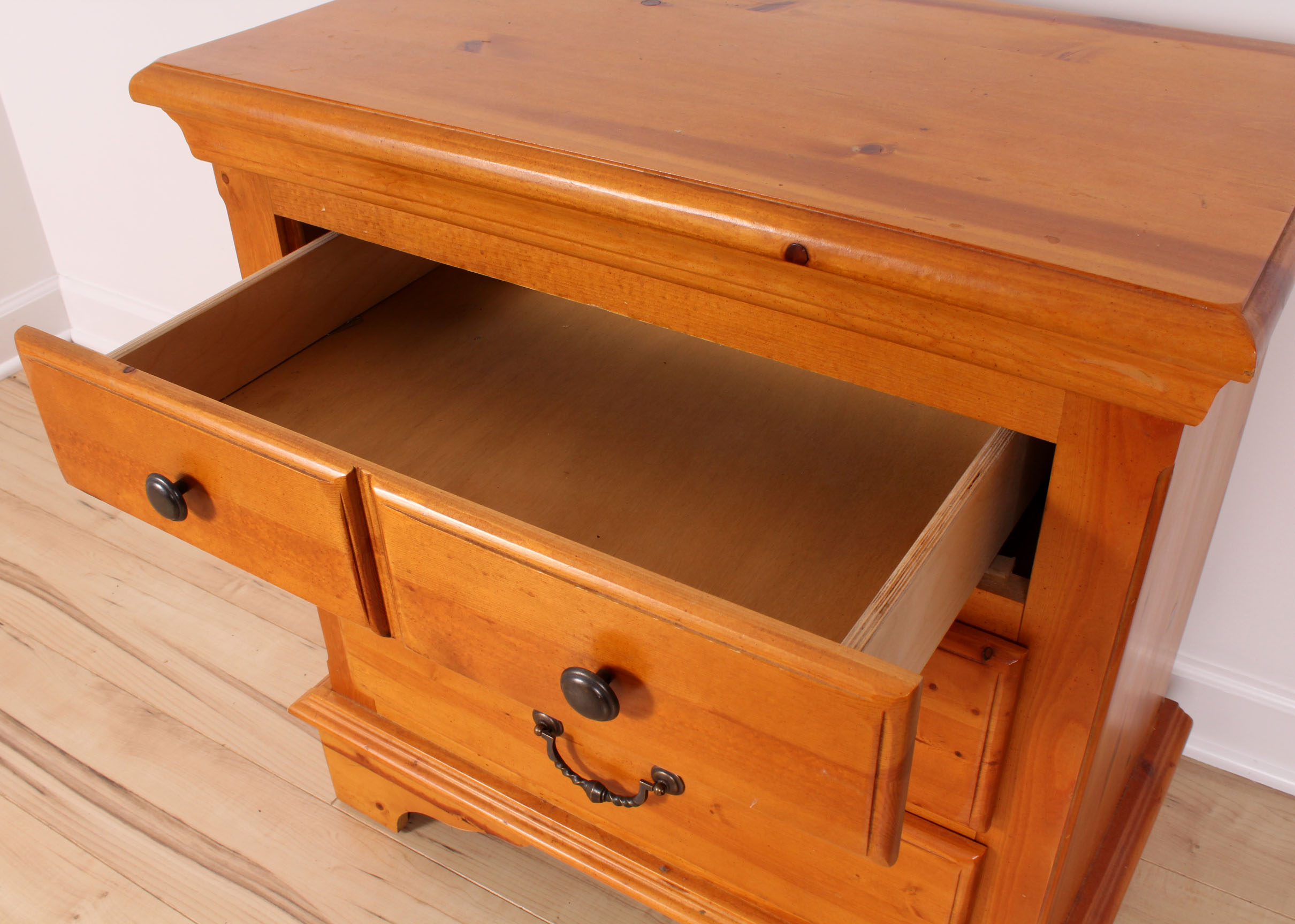 Contemporary Pine Side Chest of Drawers