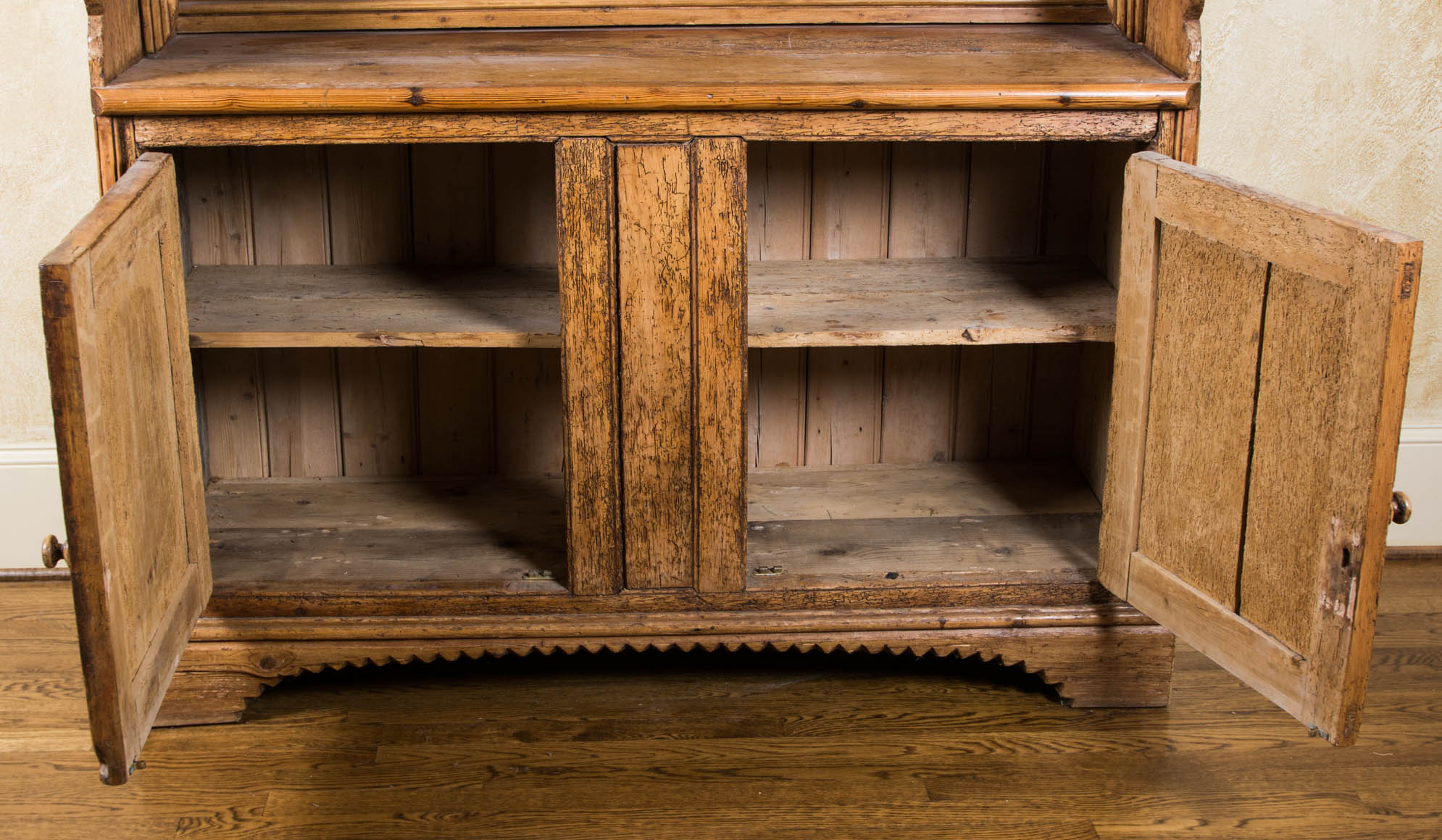 Large Oak Welsh Style Cupboard