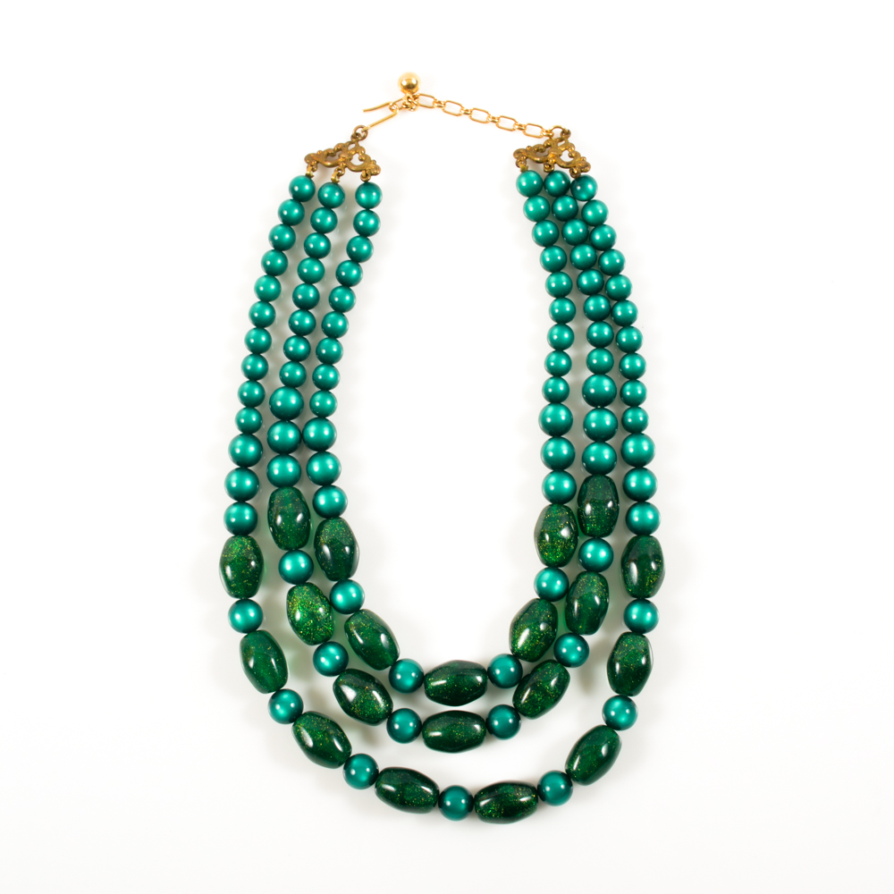 Vintage Emerald Green and Foil Glass Beaded Necklace