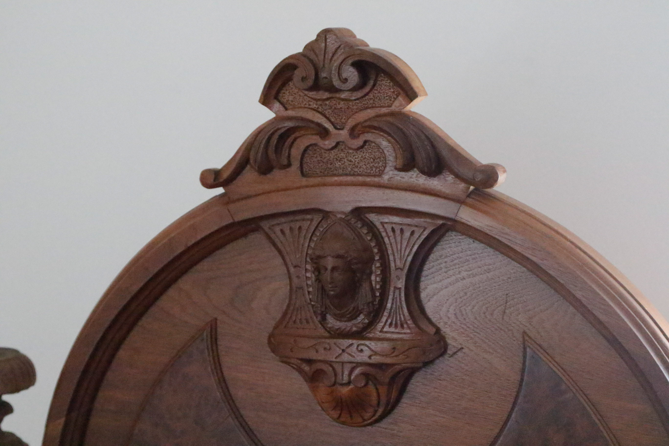 Decorative Antique Carved Victorian Walnut Crib