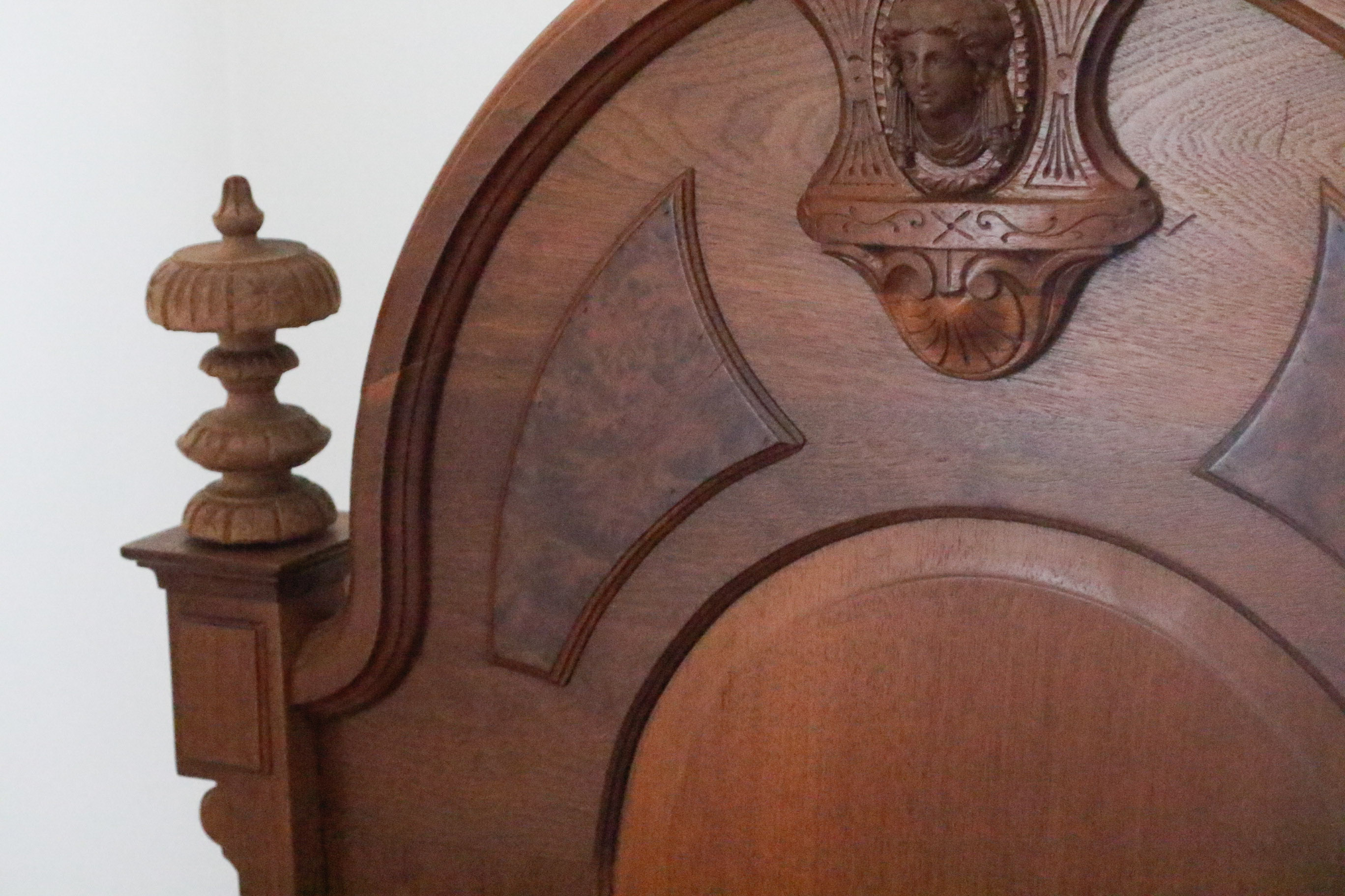 Decorative Antique Carved Victorian Walnut Crib