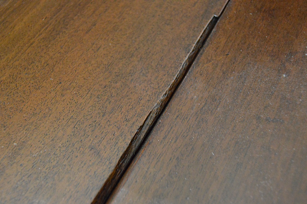 Antique Late 19th Century Mahogany Drop-Leaf Side Table