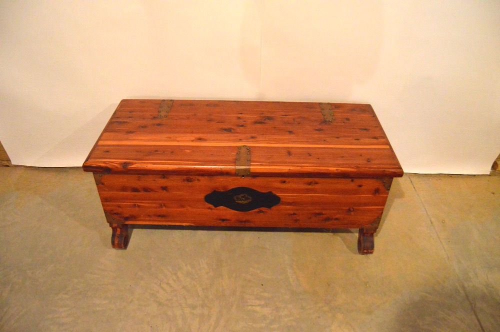 Caswell Runyan Cedar Chest