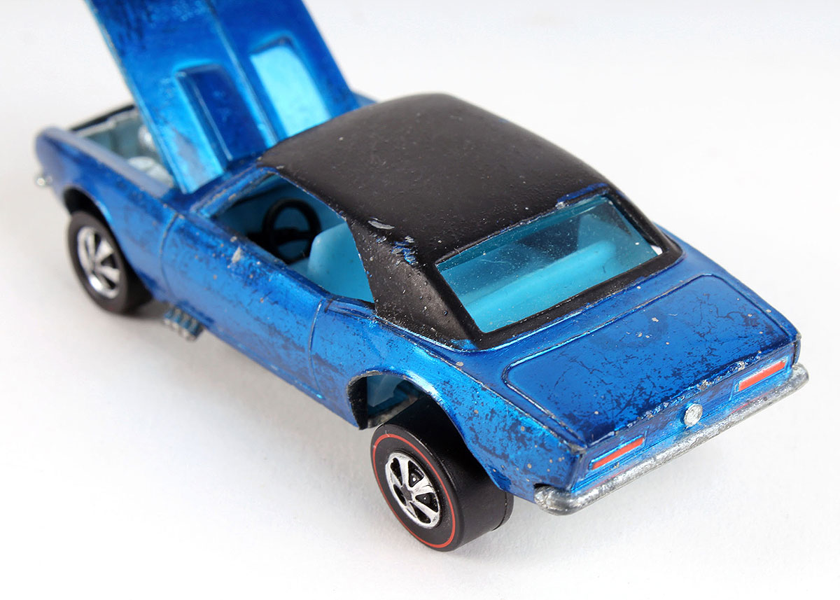Hot Wheels Die Cast Car Pair