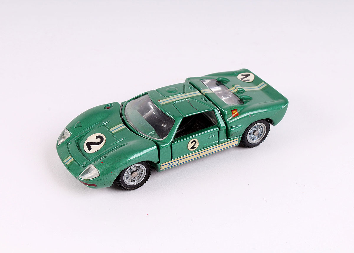 Mebetoys Die Cast Car Pair