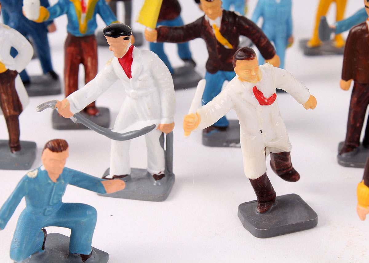 Corgi Toys Commer Bus and Film Crew