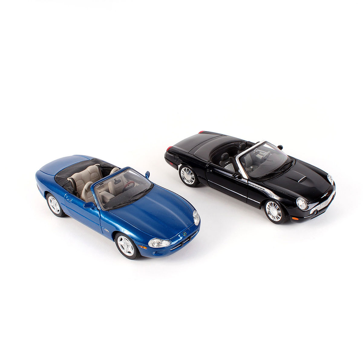 Two Maisto 1:18 Scale Die Cast Cars