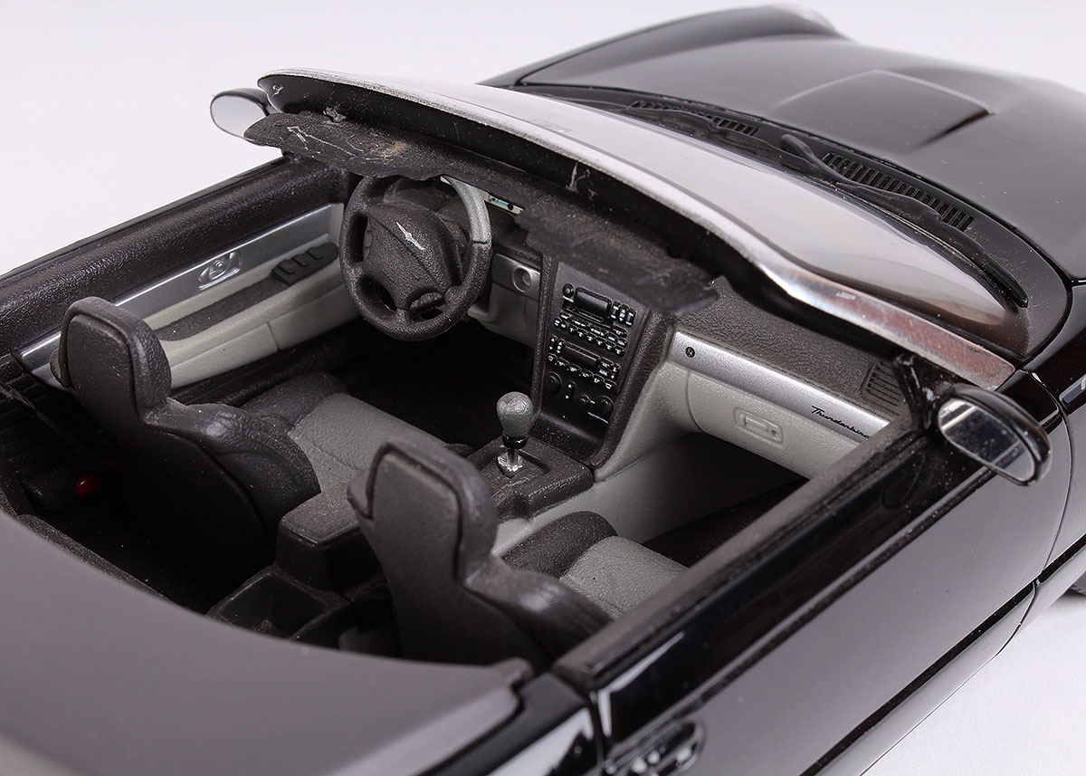 Two Maisto 1:18 Scale Die Cast Cars