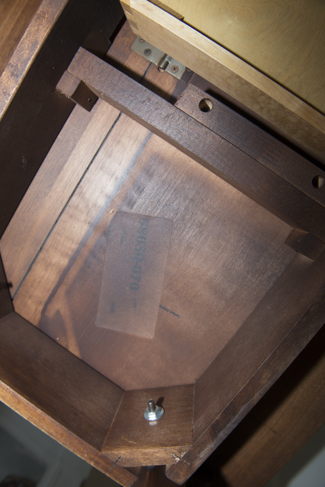 Nichols & Stone Shaker Drop Leaf Table