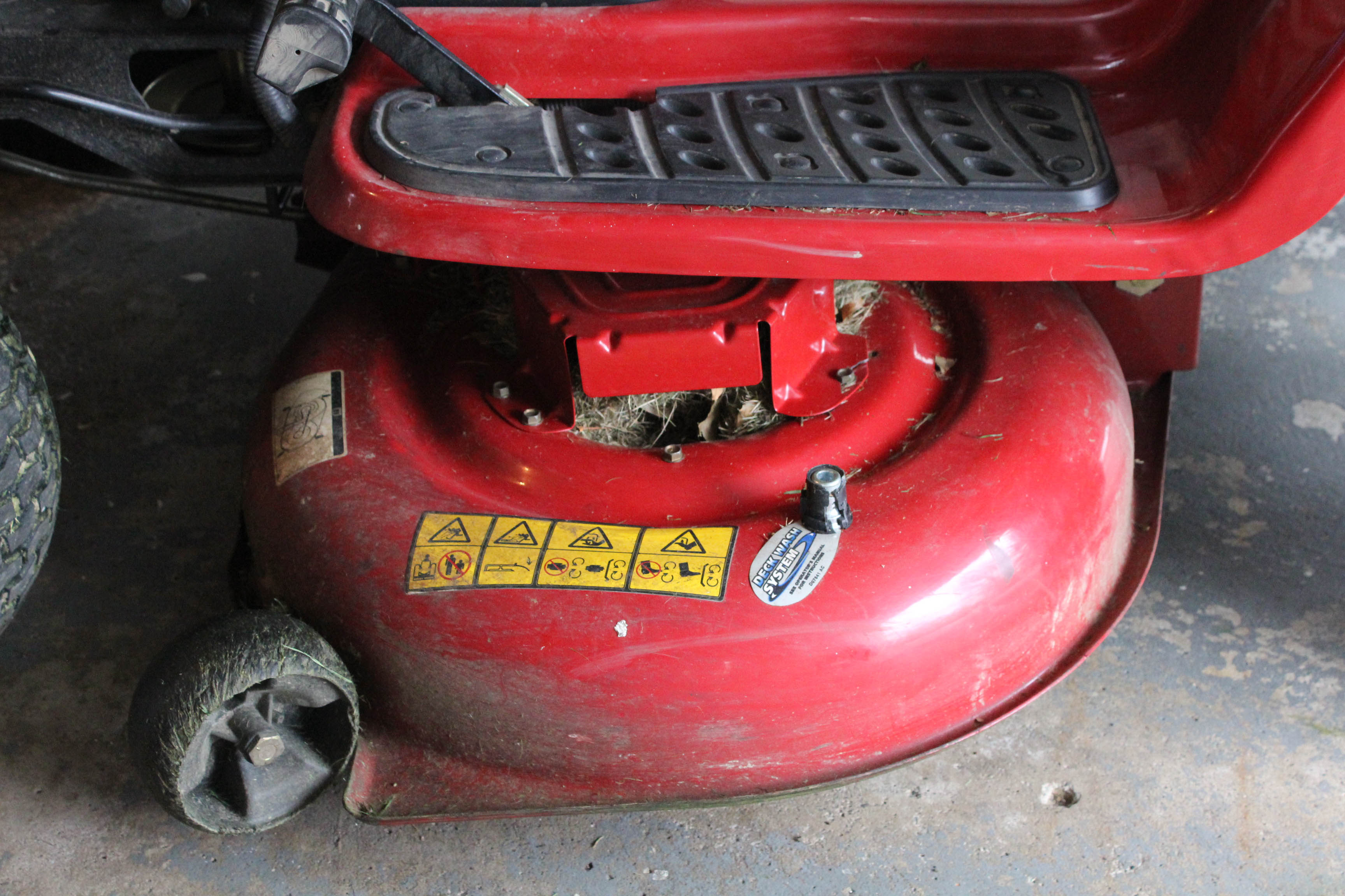 Toro LX 427 Lawn Tractor