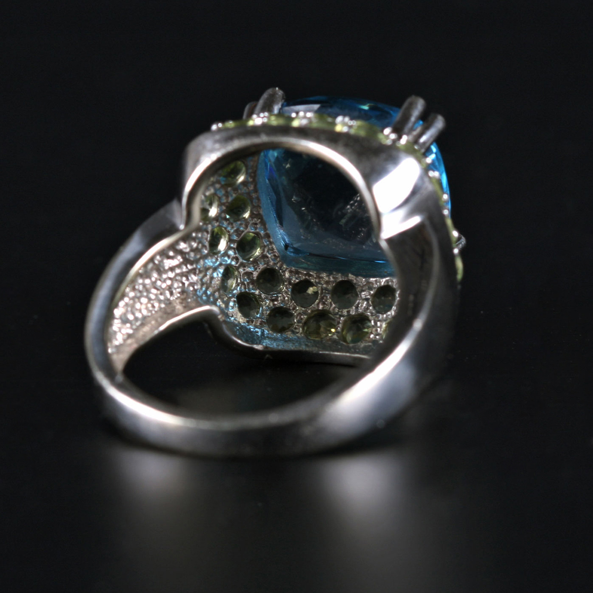 14K White Gold Topaz and Peridot Cocktail Ring