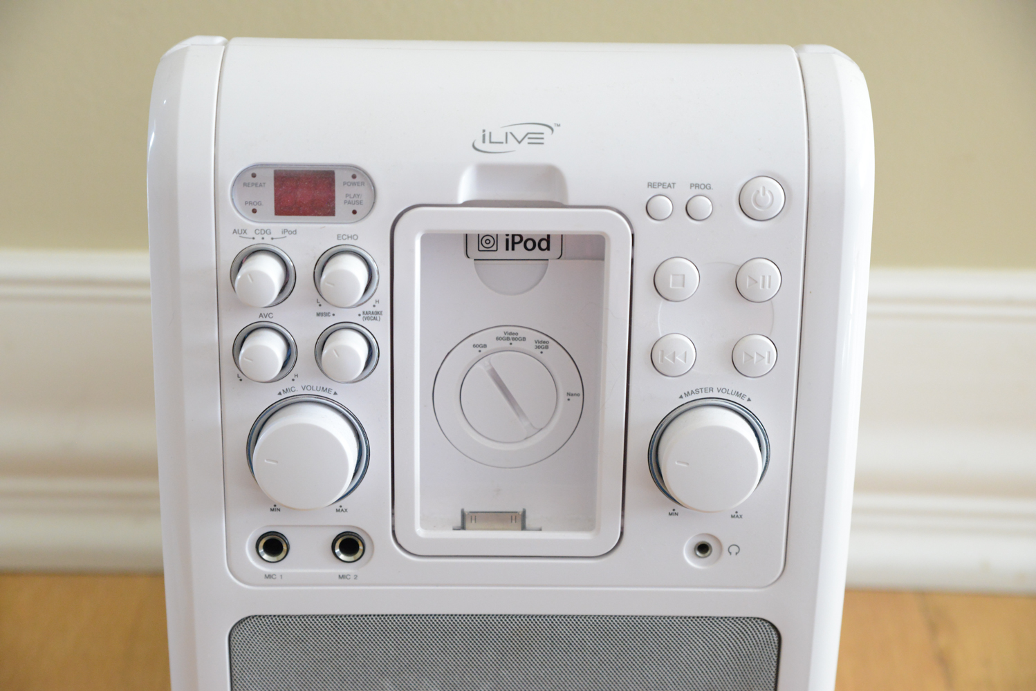 iLive iPod and CD Player