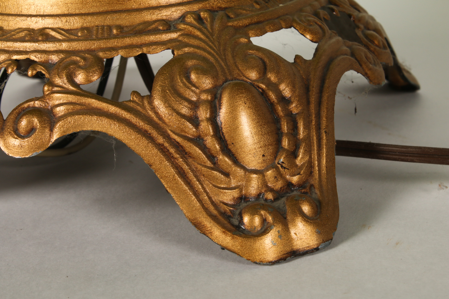 Vintage 1960s Crackle Glass Table Lamp