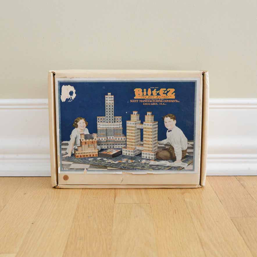 Vintage Bilt-E-Z "The Boy Builder" Model Building Set