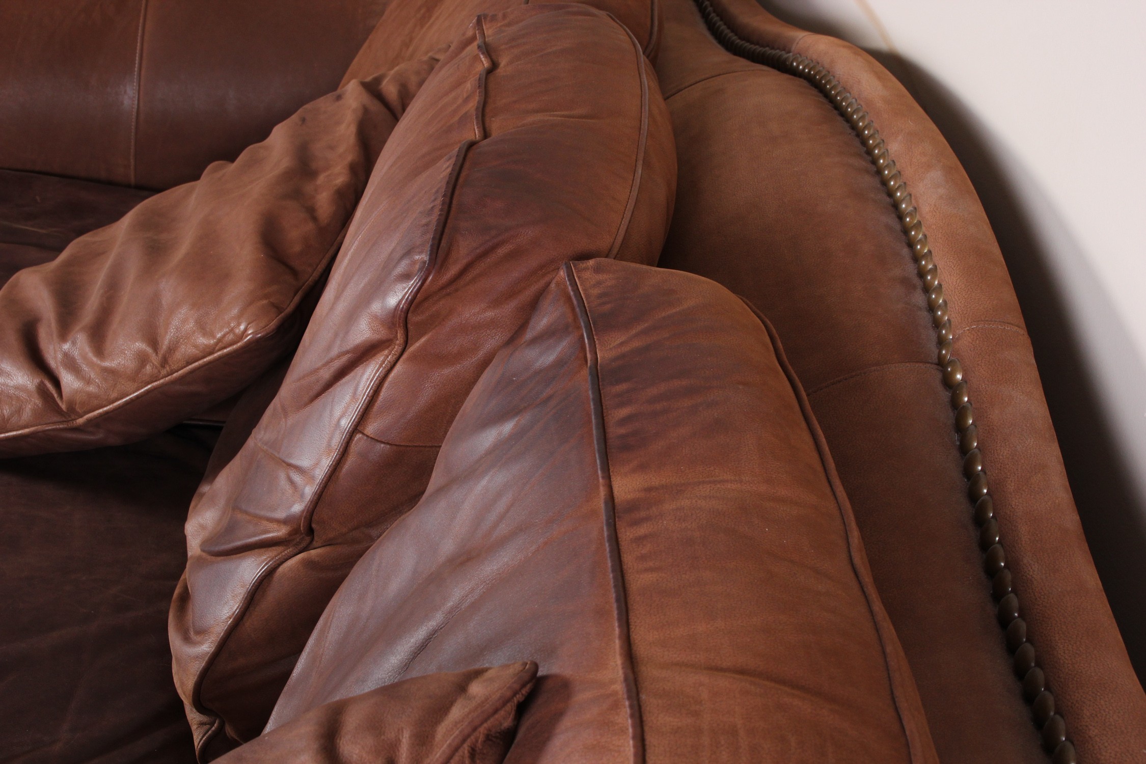 Thomasville Marrakesh Brown Leather Sofa