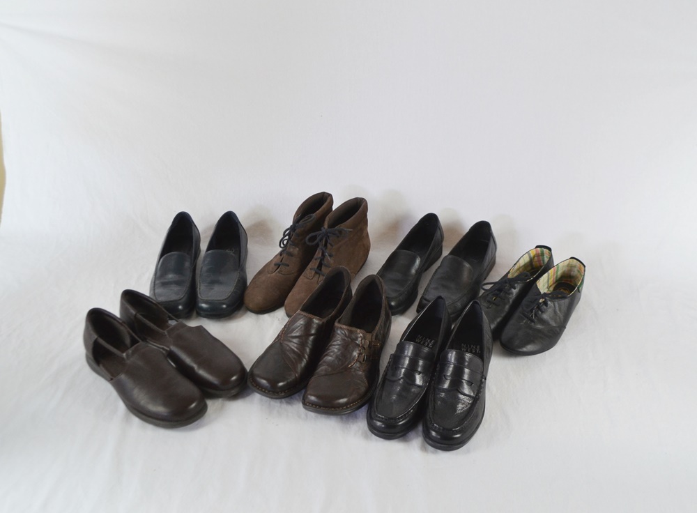 Very Gently Worn Footwear By Naturalizer, Bass, Life Stride, Etc.