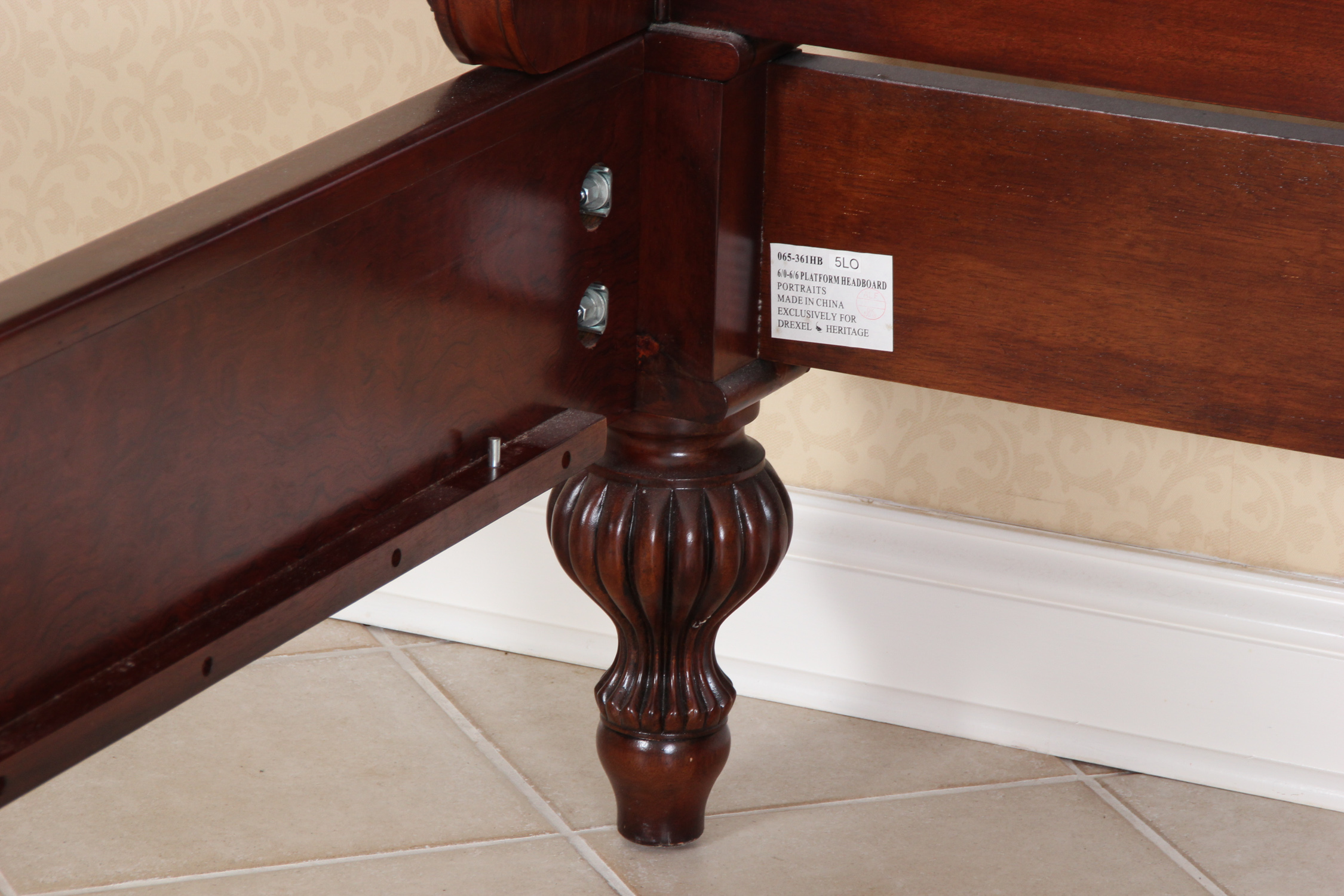 Drexel Heritage 'Portraits' Burled Sleigh Bed