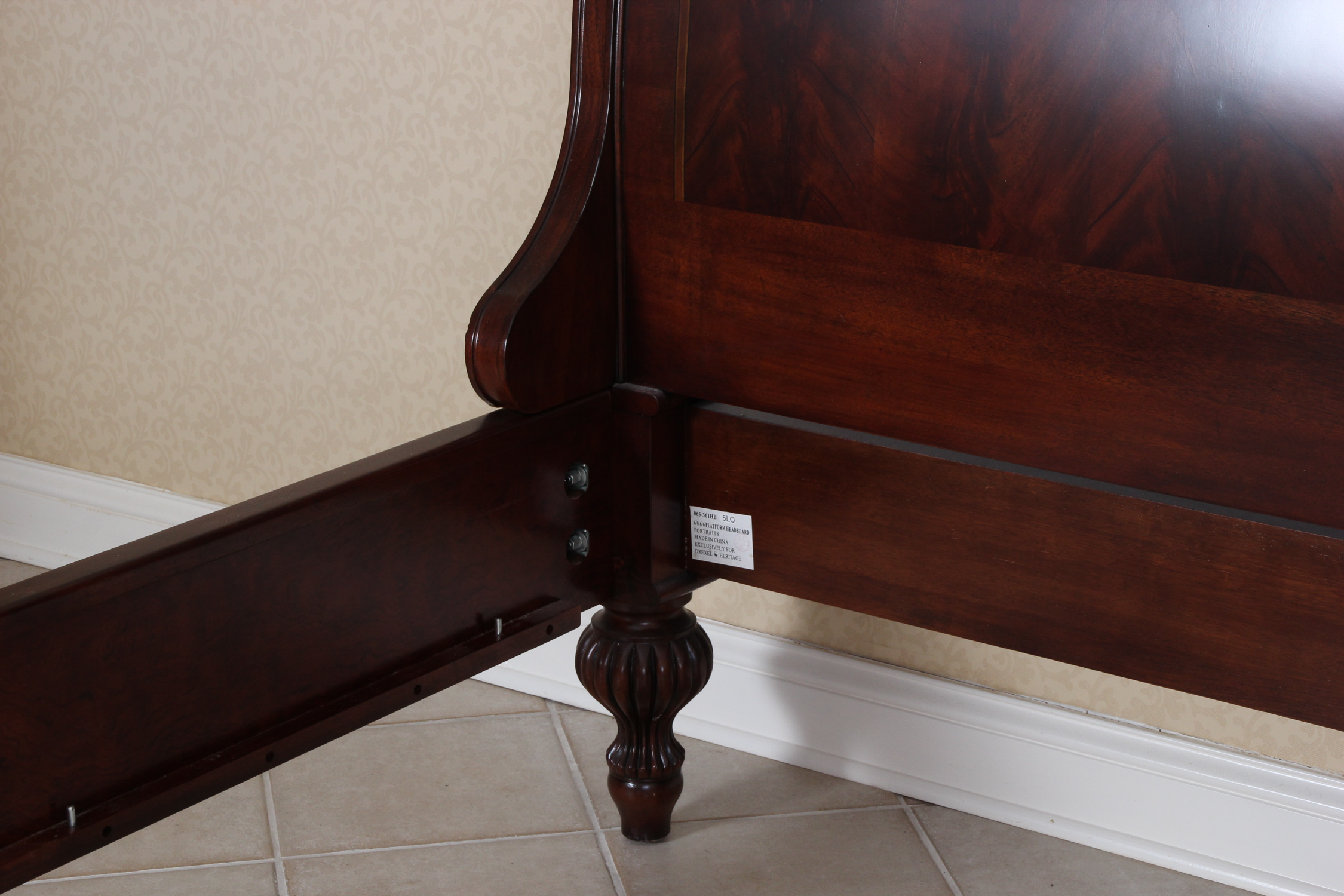 Drexel Heritage 'Portraits' Burled Sleigh Bed