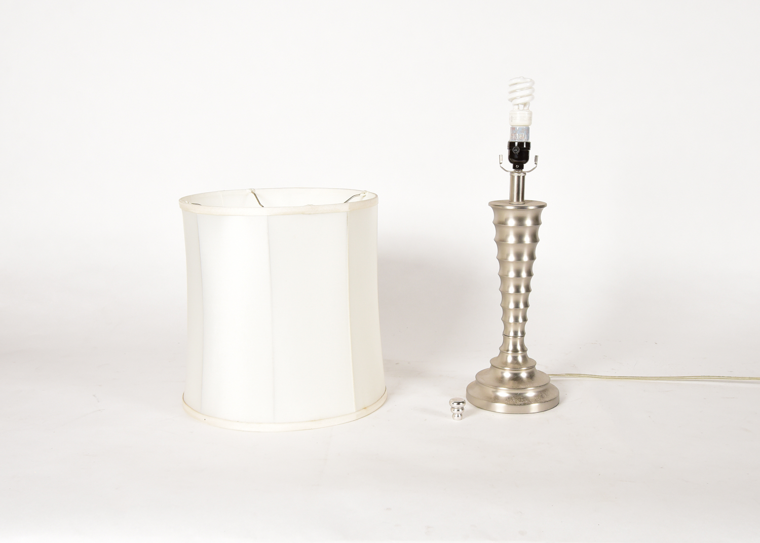 Table Lamp With Shade and Finial