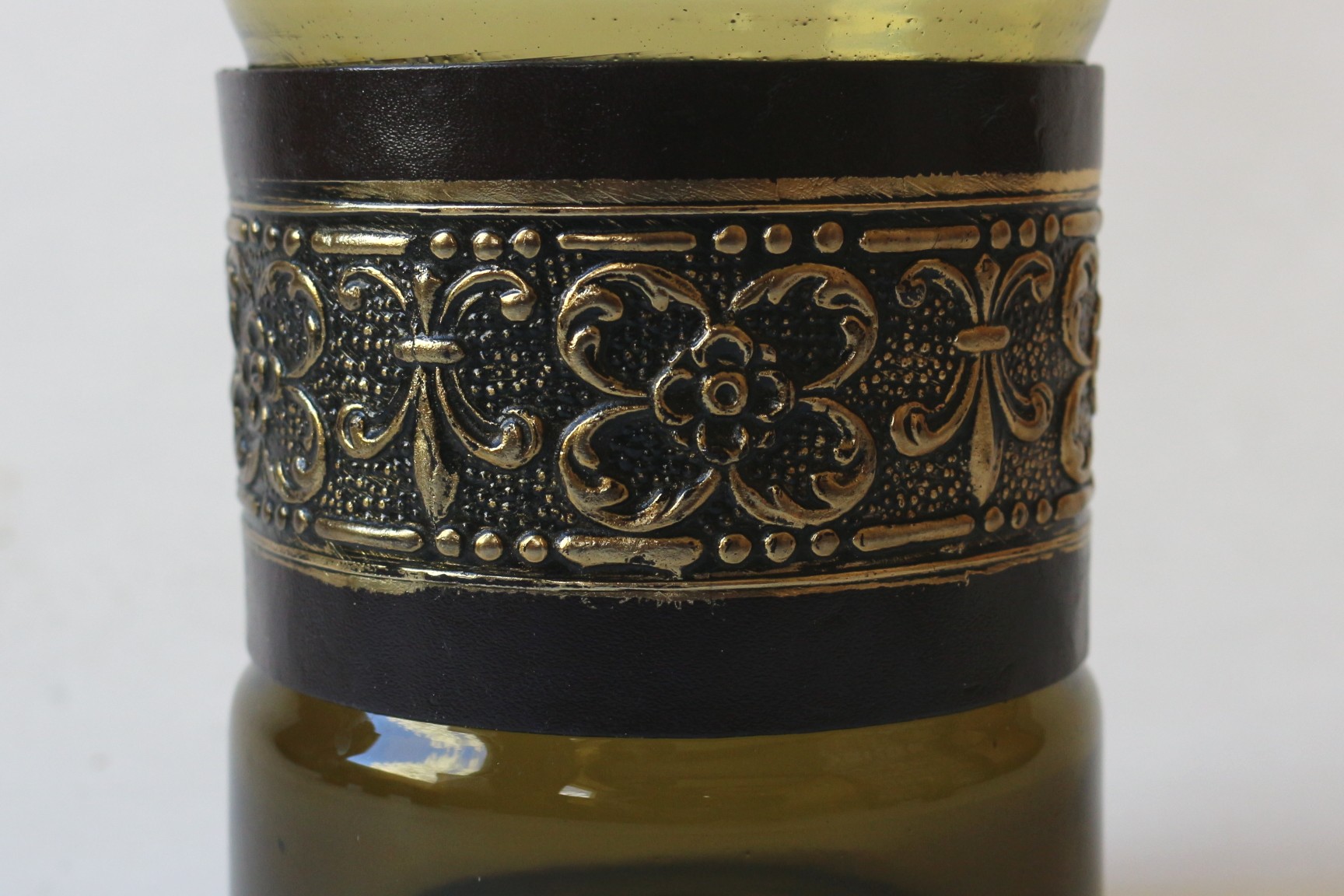 Florentine Green Art Glass Decanter and Glasses Set