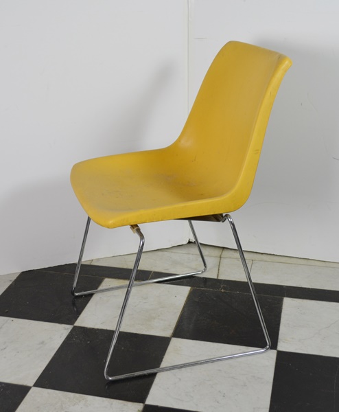 Four MId Century Modern Molded Plastic Chairs by Kreuger Green Bay