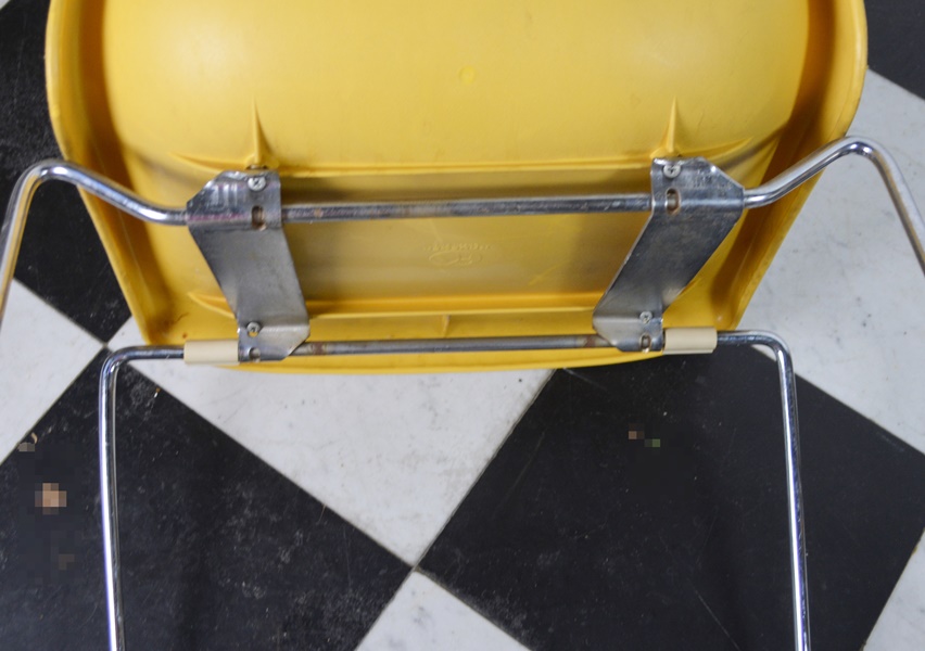 Four MId Century Modern Molded Plastic Chairs by Kreuger Green Bay