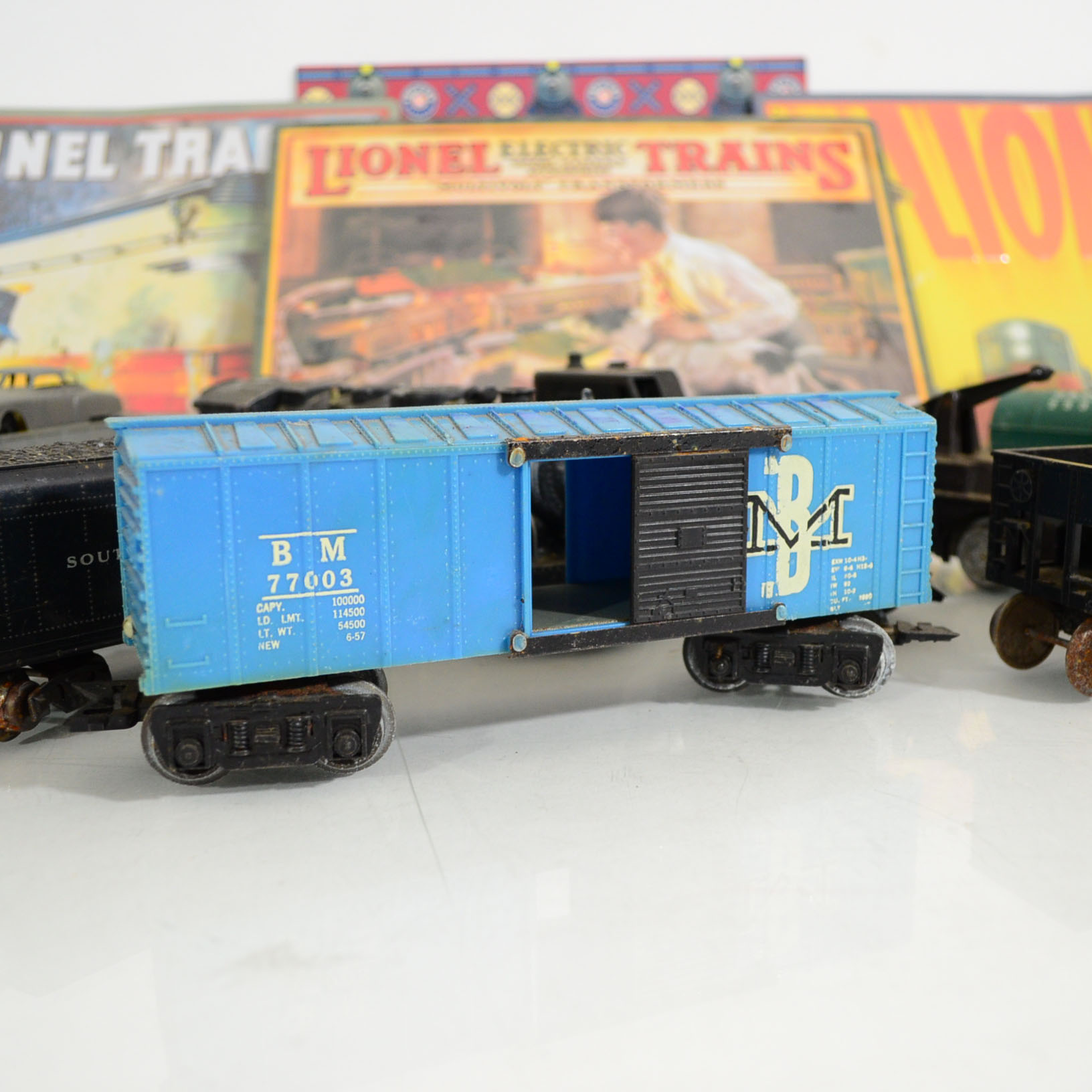 Vintage Marx Model Trains, Transformers, And Lionel Tin Signs