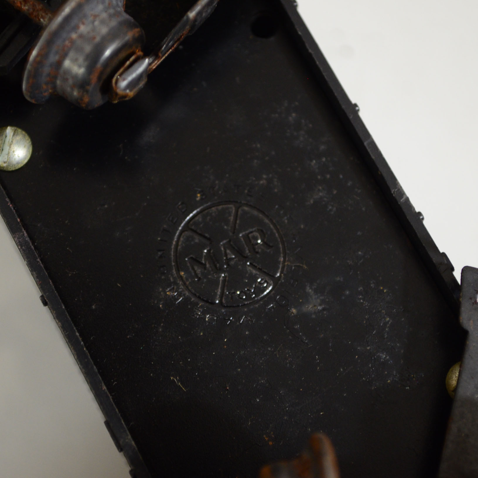 Vintage Marx Model Trains, Transformers, And Lionel Tin Signs