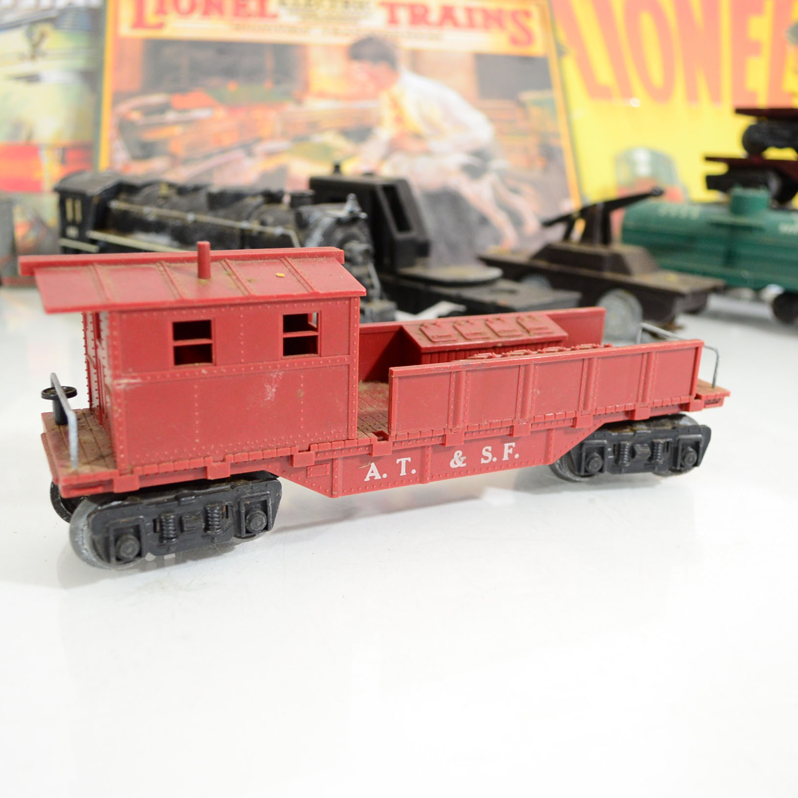 Vintage Marx Model Trains, Transformers, And Lionel Tin Signs