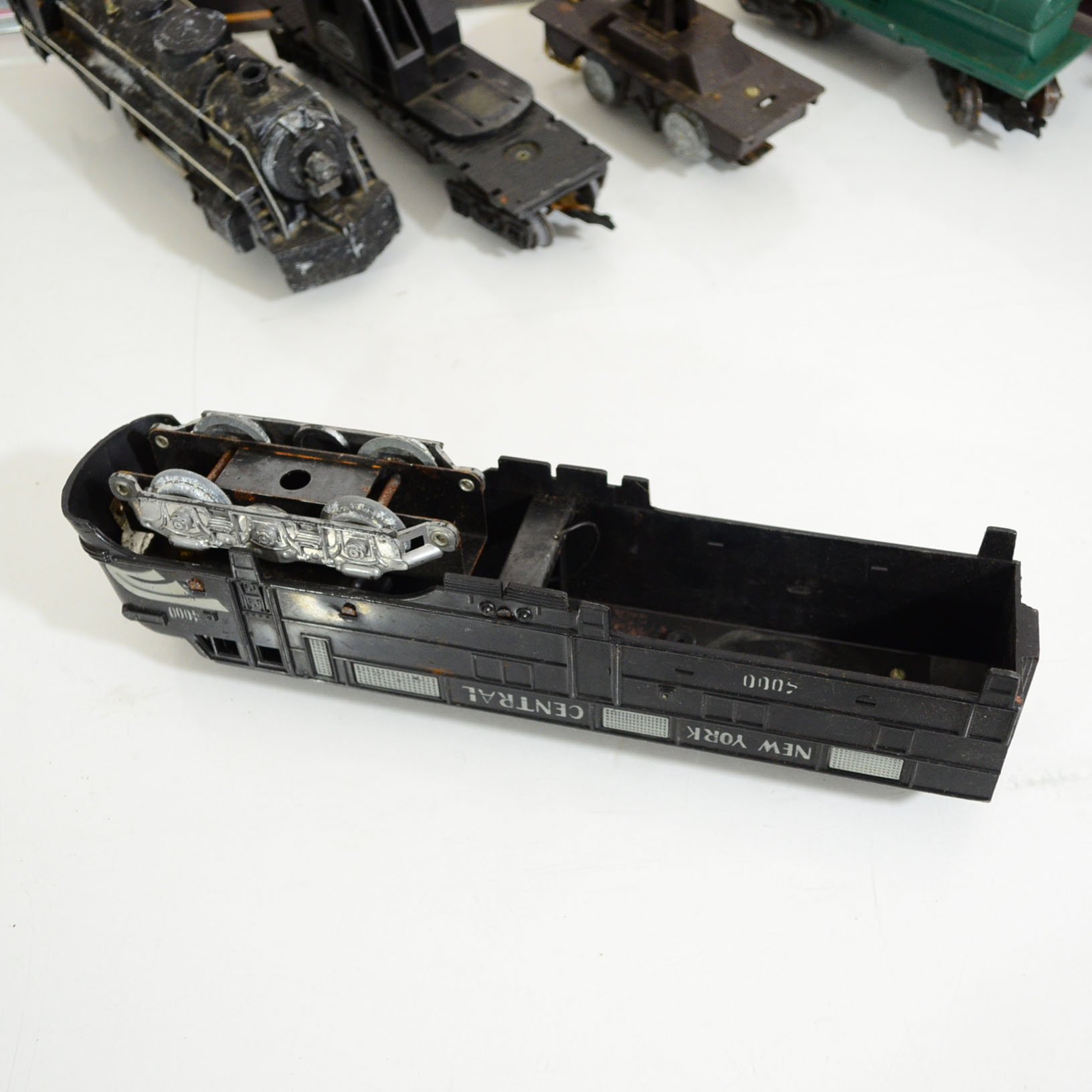 Vintage Marx Model Trains, Transformers, And Lionel Tin Signs