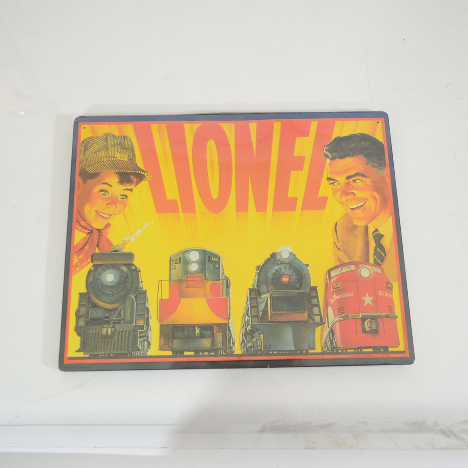 Vintage Marx Model Trains, Transformers, And Lionel Tin Signs