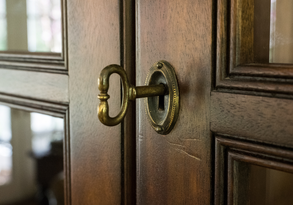 Drexel Heritage Covington Park Collection Display Cabinet