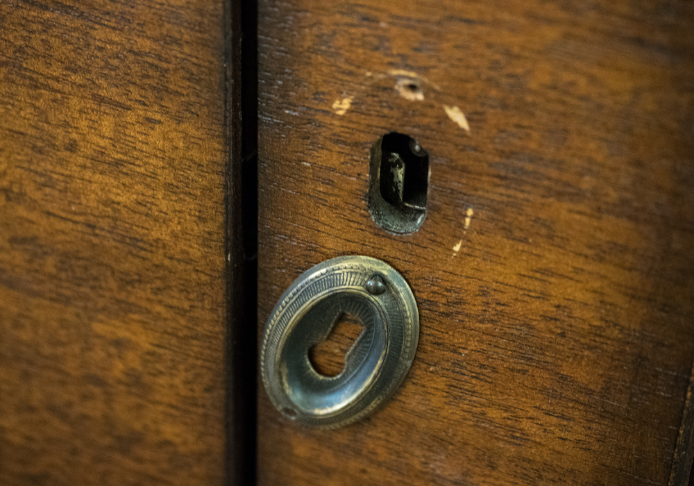 Drexel Heritage Covington Park Collection Display Cabinet