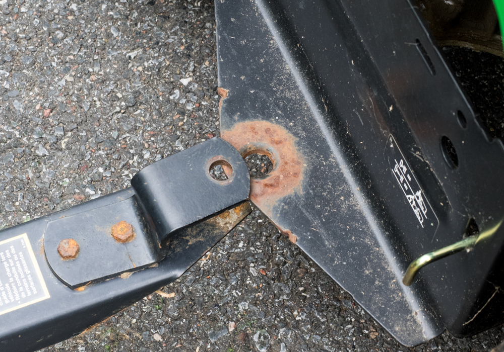 John Deere x320 Tractor with Attachments